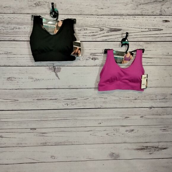 New without tags. "AVIA" woman support bras - Picture 1 of 6